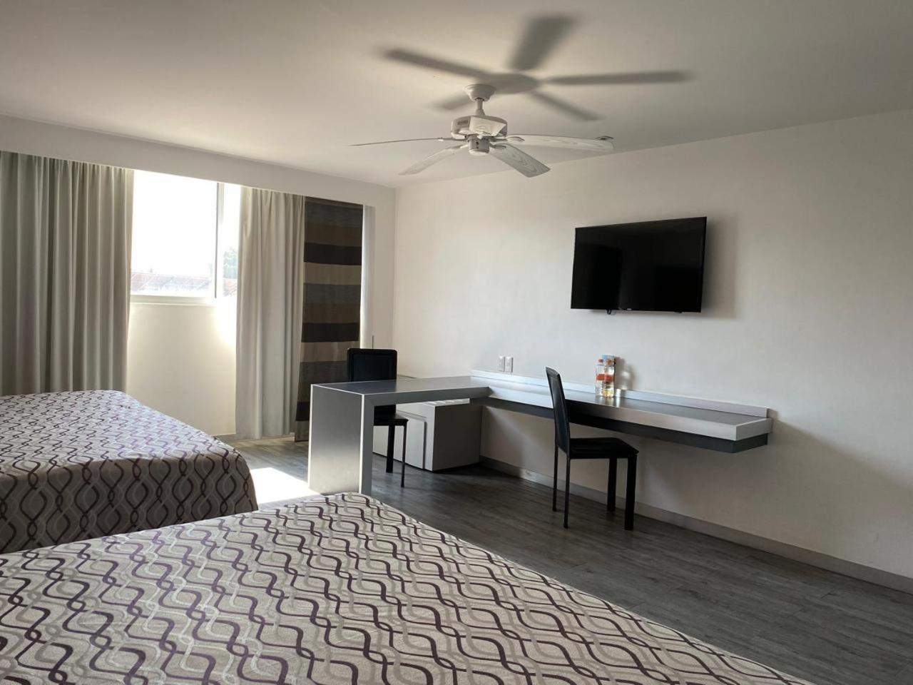מקסיקו סיטי Hotel Atenas Plaza מראה חיצוני תמונה